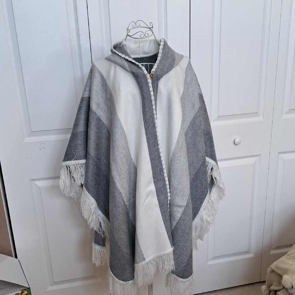 Gray and White Hooded Poncho with Fringe